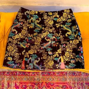 Out of the box skirt